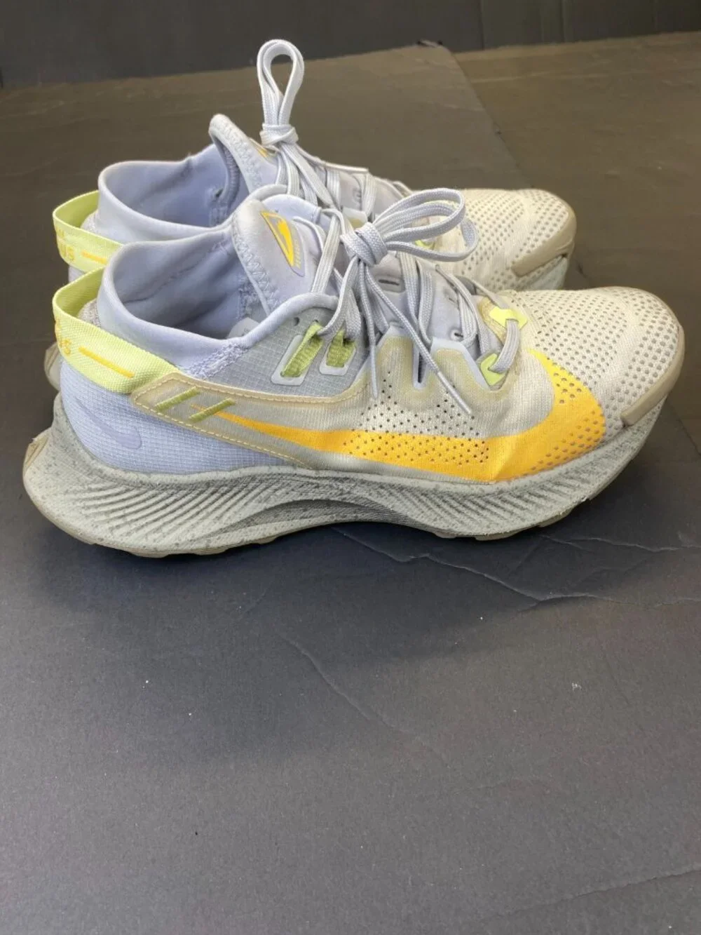 Nike Pegasus Trail 2 Shoes Limelight Laser Orange CK4309-001 Womens Size 8.5 XE
